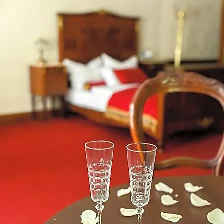 Hotel Dwor Slupia Kluki (Pomerania)